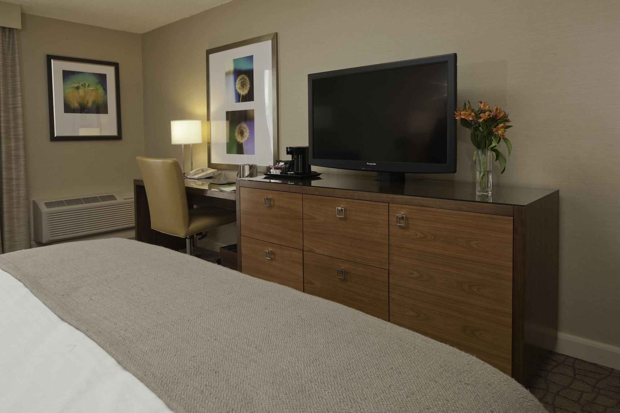 Doubletree By Hilton Pittsburgh-Green Tree Crafton Exterior foto