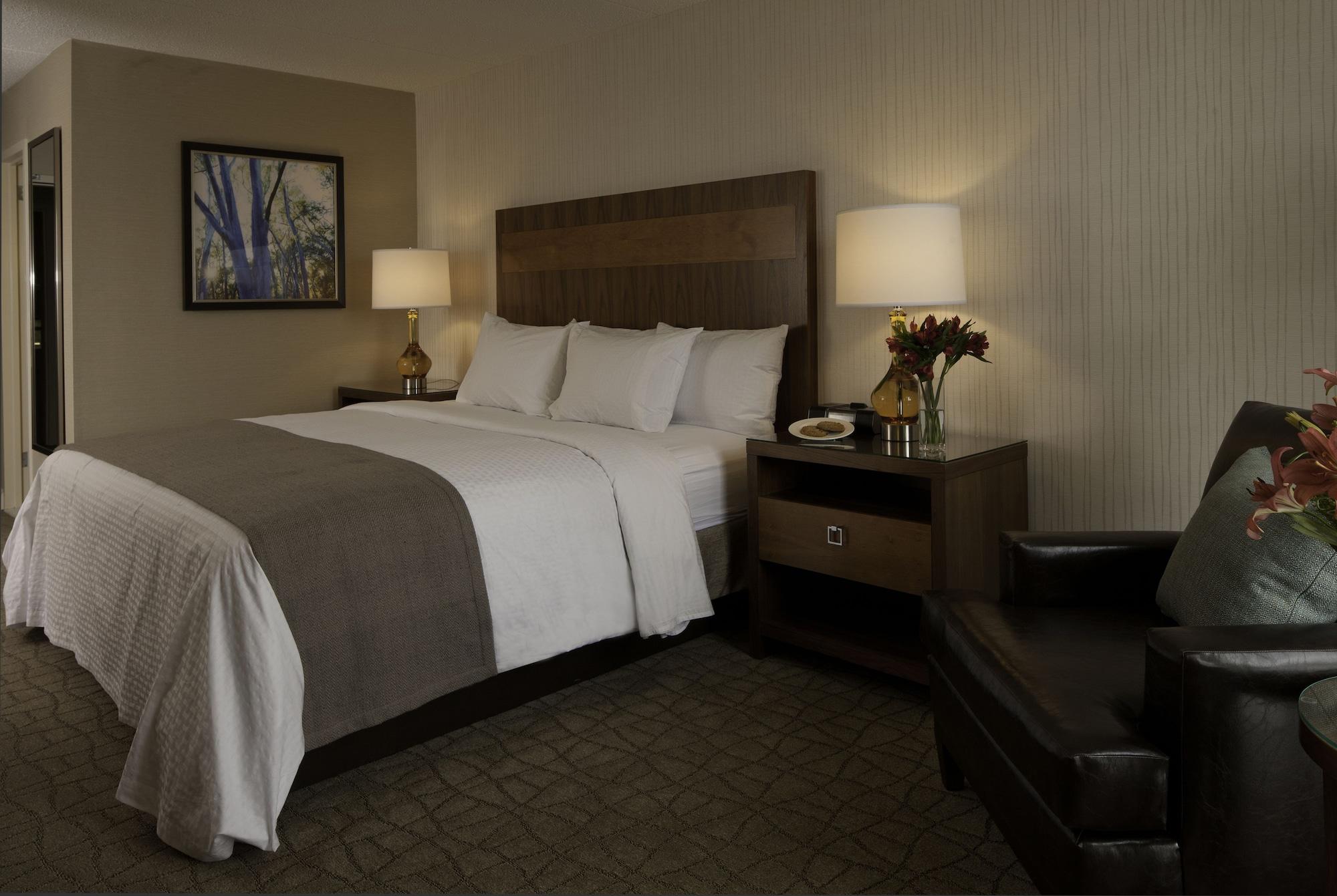 Doubletree By Hilton Pittsburgh-Green Tree Crafton Exterior foto